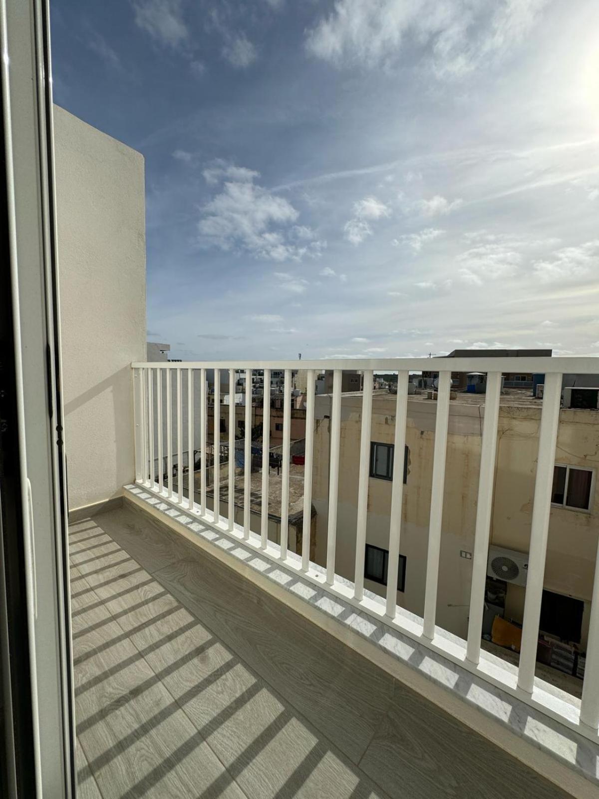 Luxury & Modern Two Bedroom Marsaskala Apartment 外观 照片